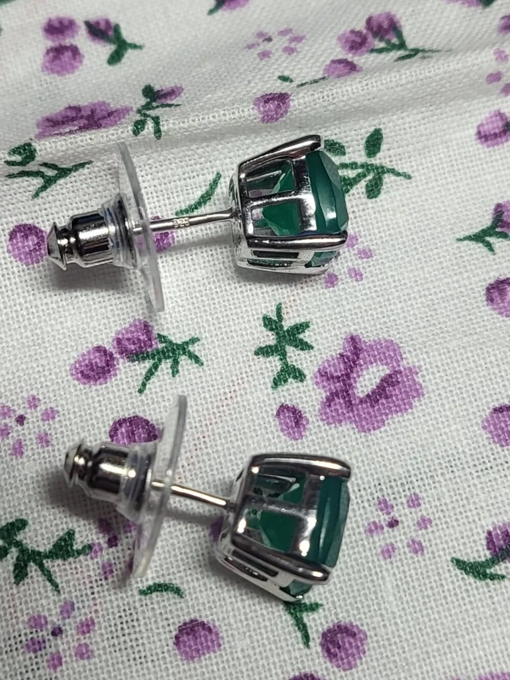 Green Onyx Solitaire Sterling Silver Stud Earrings